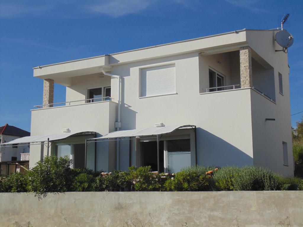 רטינה House Natali 70M From The Beach - Free Ev Top Up מראה חיצוני תמונה