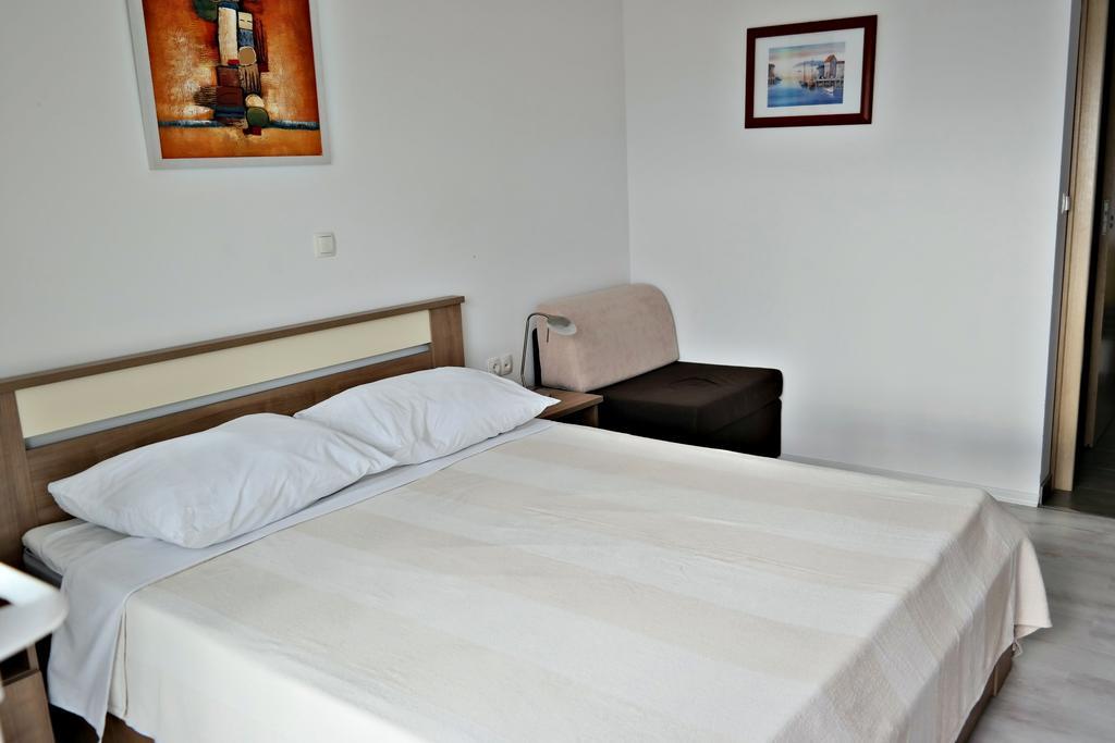 רטינה House Natali 70M From The Beach - Free Ev Top Up מראה חיצוני תמונה