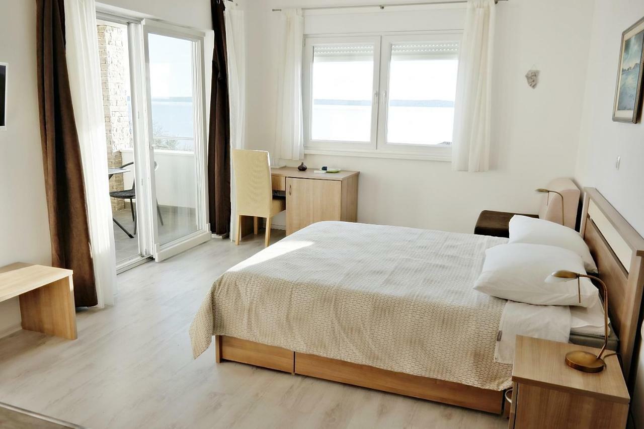 רטינה House Natali 70M From The Beach - Free Ev Top Up מראה חיצוני תמונה