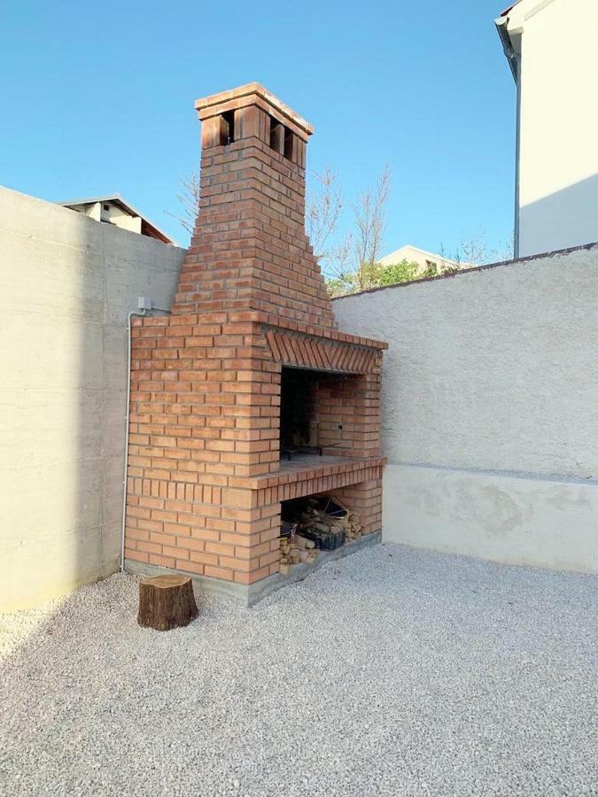 רטינה House Natali 70M From The Beach - Free Ev Top Up מראה חיצוני תמונה
